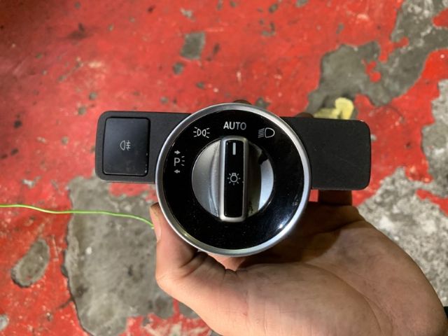 Mercedes-Benz E Class W212 2013-2016 Headlight Switch