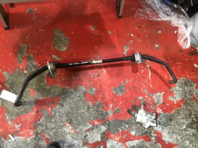 BMW 528i F10 2009-2012 Front Sway Bar