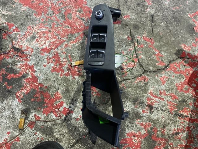 Audi A4 8K 2012-2015 RF Window Switch