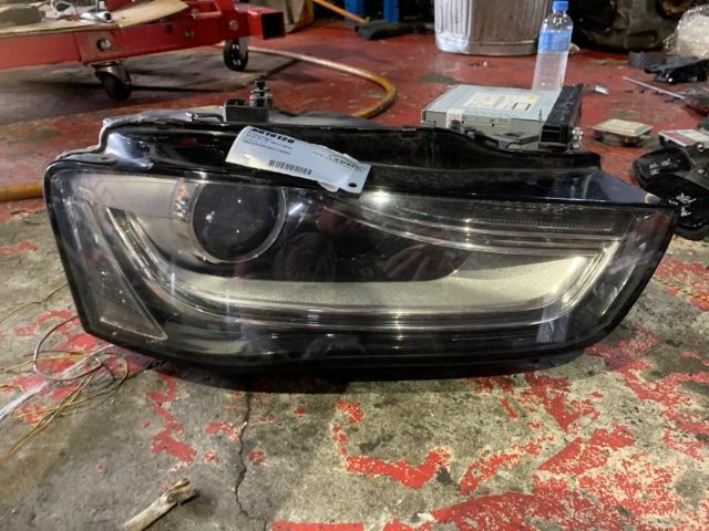 Audi A4 8K 2012-2015 R Headlight