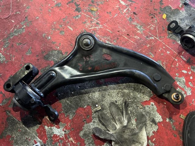 Mini Cooper R56 2007-2009 RF Lower Arm