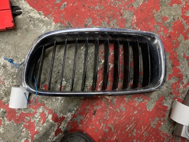 BMW 3 Series F30 320i 2011-2019 Front Bumper Grille