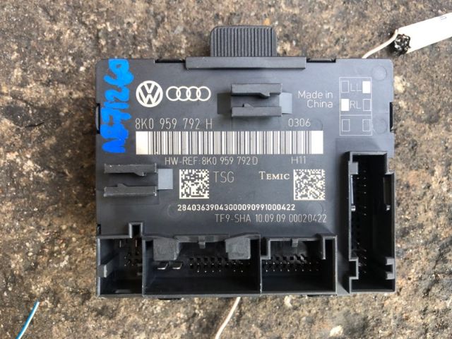 Audi A4 8K 2009-2012 LF Door Control Module