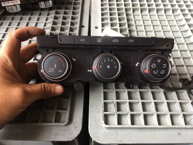 Volkswagen Golf MK7 2012-2016 Air Conditioning Switch