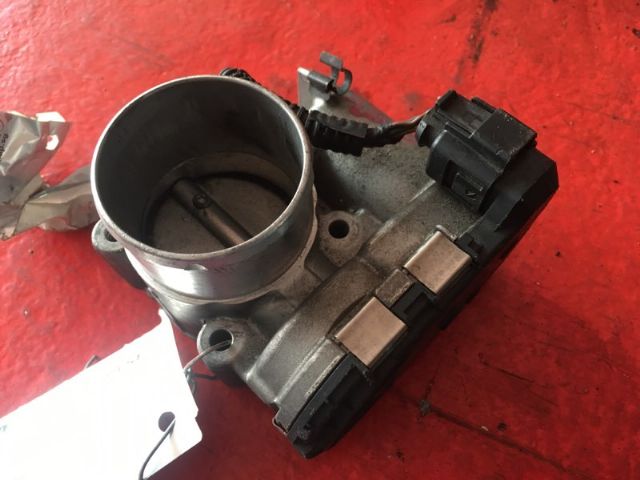 Ford Focus LW 2011-on Throttle Body