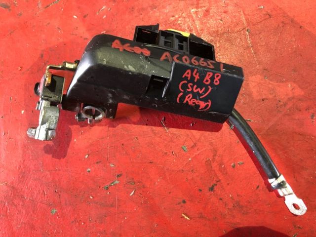 Audi A4 8K 2009-2012 Battery Terminal