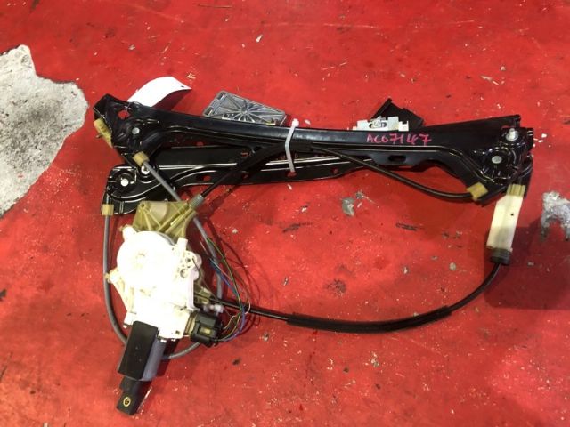 BMW 3 Series  E90/E91/E92/E93 2004-2013 LF Door Regulator Motor