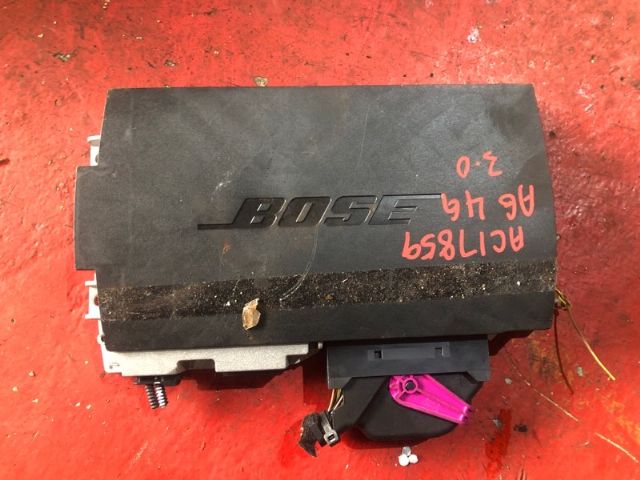 Audi A6 4G 2011-2015 Stereo Amplifier