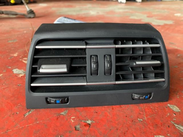 BMW 730LI F02 2008-2012 Rear Air Conditioning Vent