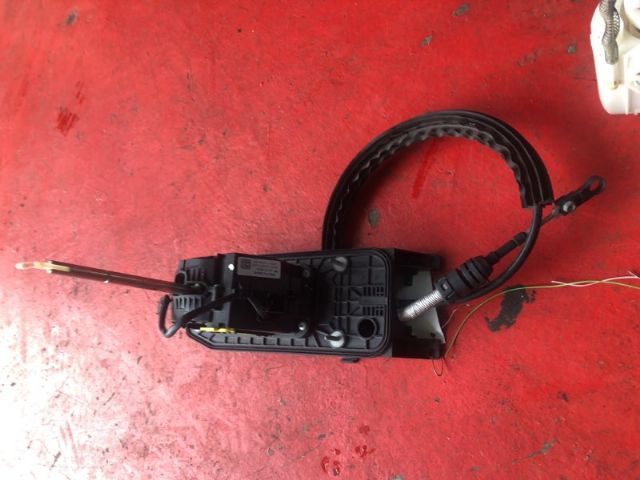 Audi Q3 8u 2011-2014 Gear Shifter Cable Set