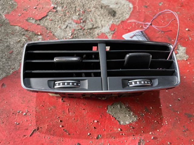 Audi A8 4H 2010-2017 Rear Air Conditioning Vent