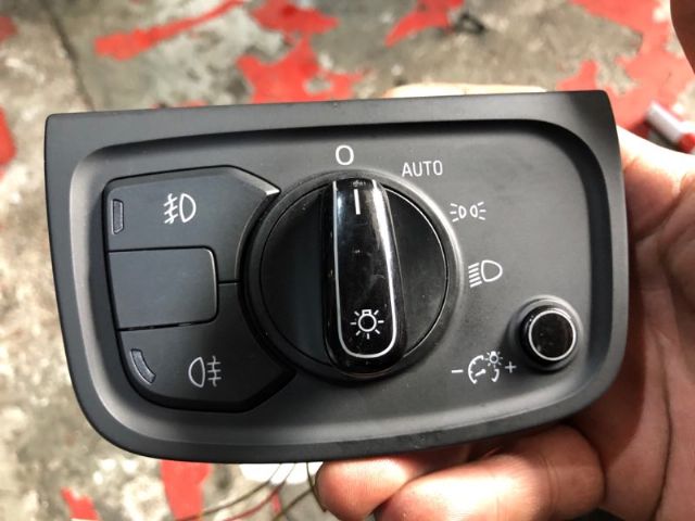 Audi A8 4H 2010-2017 Headlight Switch