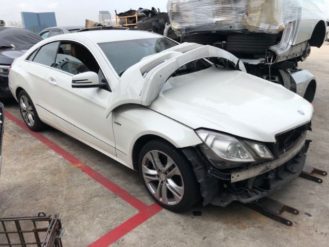 Mercedes-Benz E Class C207 2009-2012