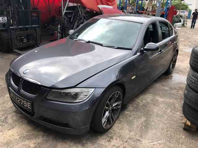 BMW 3 Series  320i E90