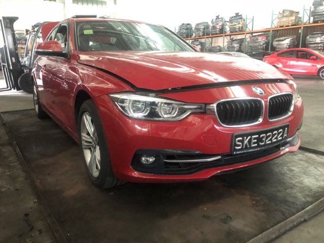 BMW 3 Series  318I F30 LCI